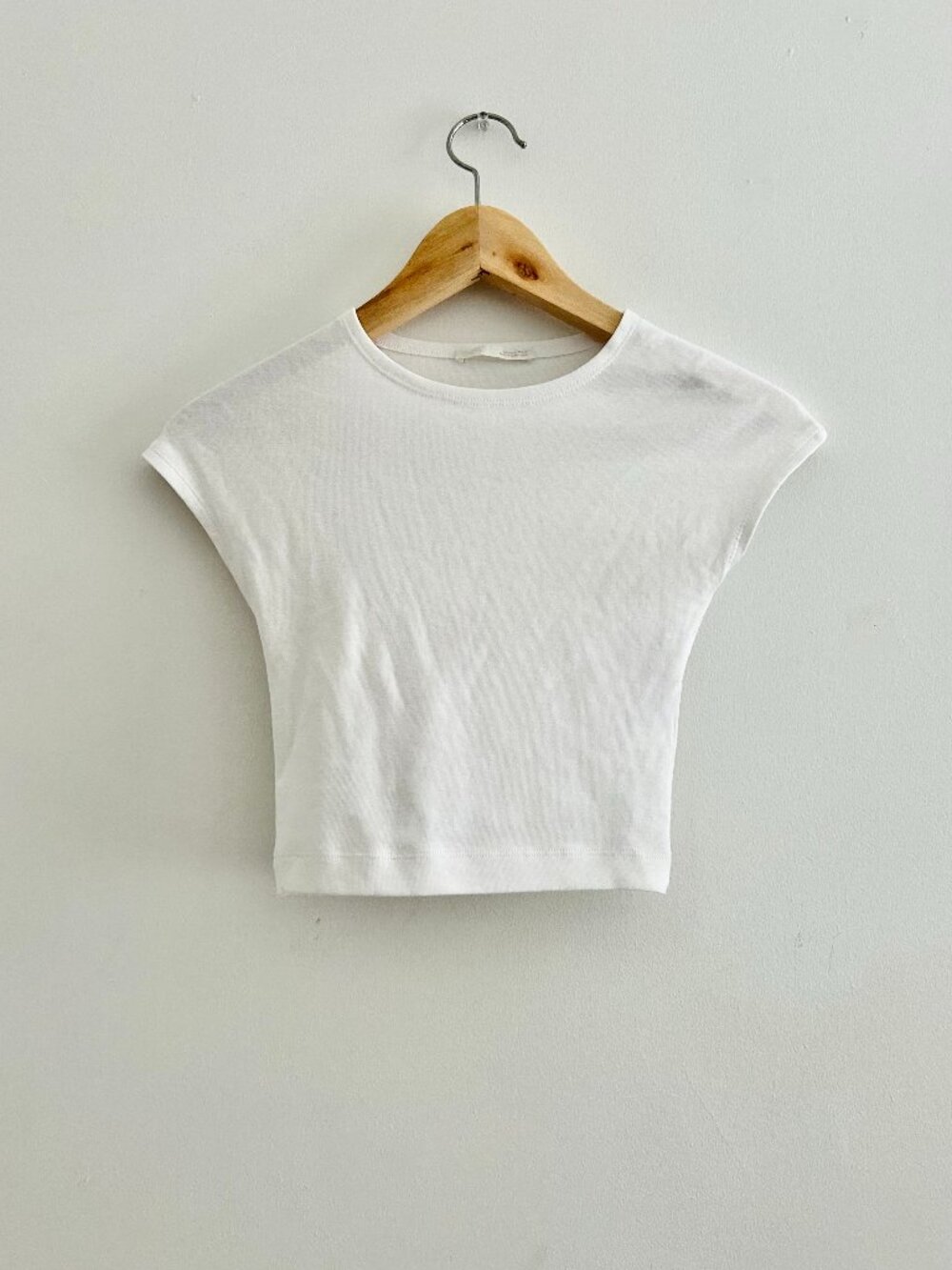 NWOT Zara Cap Sleeve Cropped Baby Tee in White, Size Small
